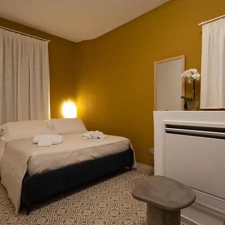 Acquasale - Antica Dimora Cialledda 4*