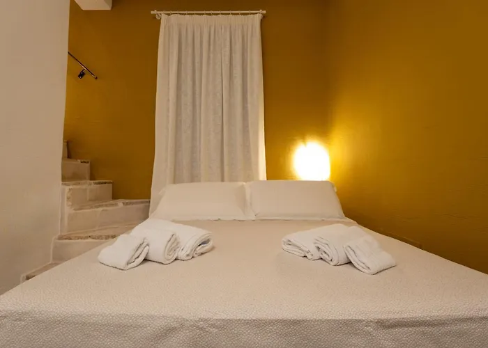 Acquasale - Antica Dimora Cialledda 招待所 4*