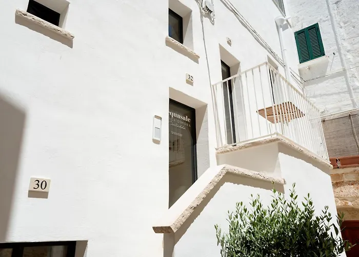 Acquasale - Antica Dimora Cialledda 招待所 4*