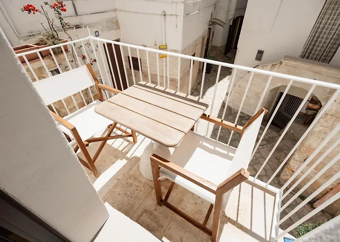 Acquasale - Antica Dimora Cialledda 게스트하우스 4*