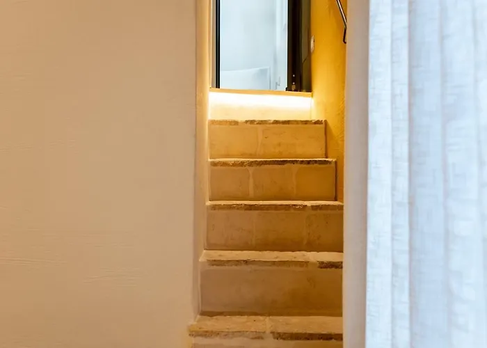 Acquasale - Antica Dimora Cialledda 招待所 4*